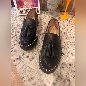 Stuart Weitzman Mila pearl-embellished loafers Sz 7